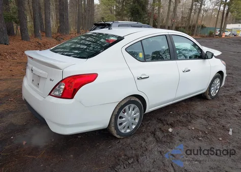 2017 Nissan Versa 1.6 Sv z USA, uszkodzony, nr VIN 3N1CN7AP5HL871013
